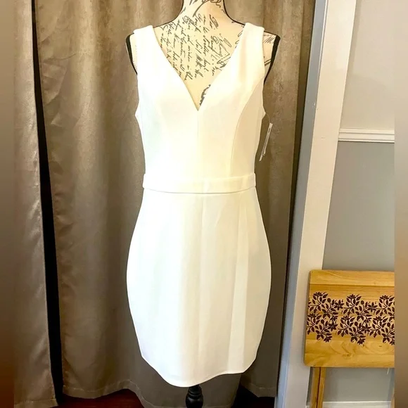 NWT Xtraordinary White Bodycon Mini Dress, Sheer Mesh Back, XL Juniors, 8 womens - Picture 2 of 16